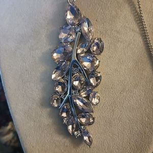 Paparazzi Large diamond rhinestone leathe r 20 in necklace with earrings New